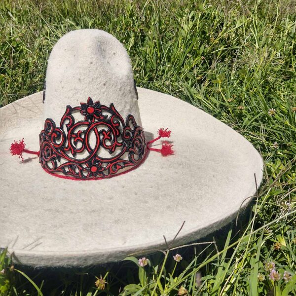 Sombrero resacado y pintado - Imagen 2